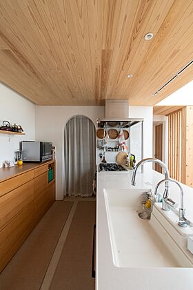 丸和建設株式会社の施工事例「【霧島市 平屋】33.31坪(110.13㎡)土間を介して外と繋がる平屋」の画像6