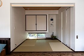 丸和建設株式会社の施工事例「【霧島市 平屋】32.37坪(107.03㎡)造作家具や照明にもこだわった平屋」の画像4