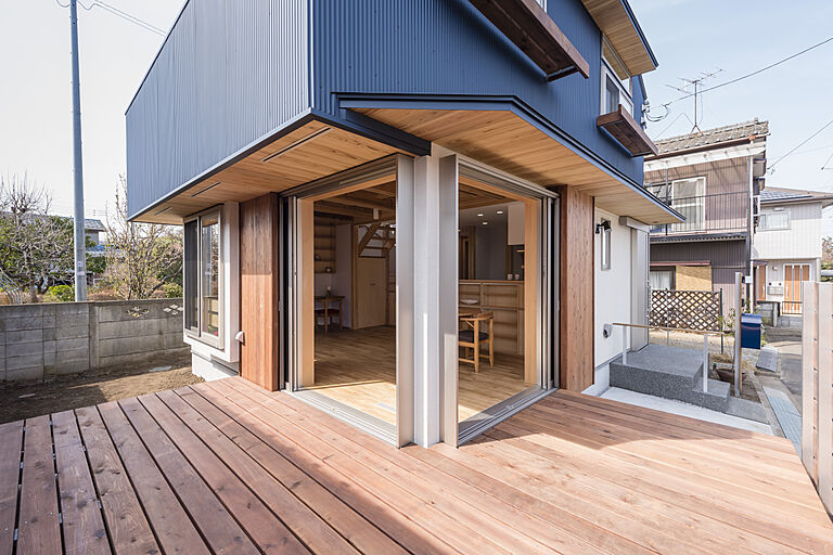 長寿命で省エネ・自然素材の木の家を丁寧におつくりする西東京市の工務店 岡庭建設株式会社の公式画像_外観7