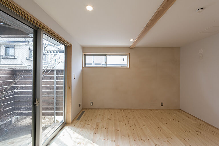 長寿命で省エネ・自然素材の木の家を丁寧におつくりする西東京市の工務店 岡庭建設株式会社の公式画像_洋室7