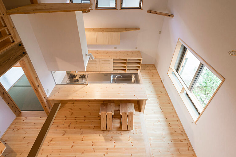 長寿命で省エネ・自然素材の木の家を丁寧におつくりする西東京市の工務店 岡庭建設株式会社の公式画像_キッチン7