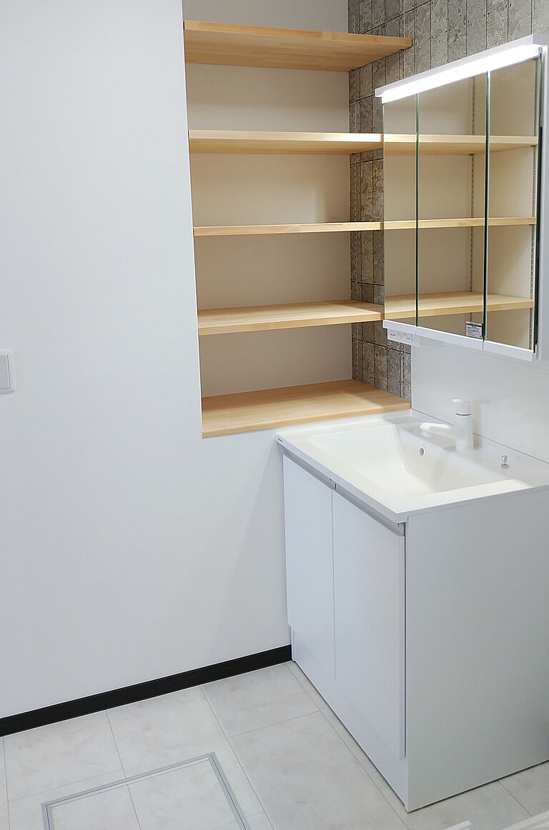 株式会社上村工務店の公式画像_洗面5