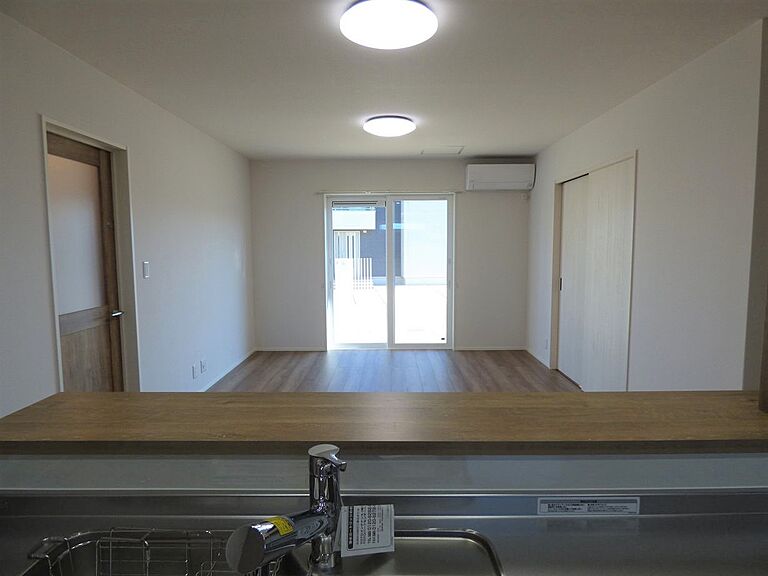 株式会社上村工務店の公式画像_キッチン3