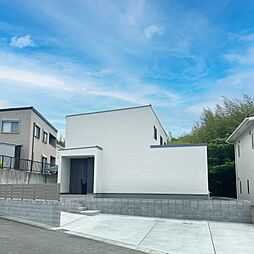 株式会社上村工務店の施工事例「シンプルで洗練されたモダンな家」の画像