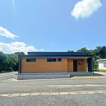 株式会社上村工務店の施工事例「夫婦で料理を楽しむ仲良し家族の平屋」の画像