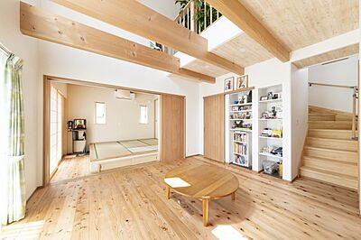 木の家スタイルのリビング 子育て安心健康住宅 秋葉工務店の事例画像