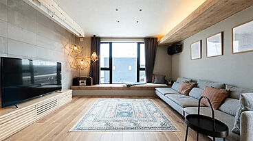 アキュラホーム(AQ Group)の施工事例「34帖の圧倒的大空間!自然光をたっぷりと取り入れるLDKのお家」の画像