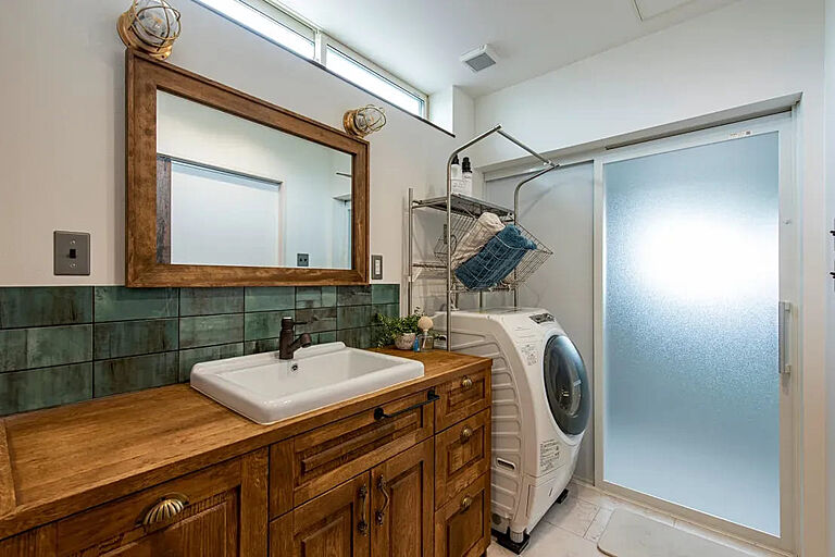 【アキュラホーム 蟹江展示場】@蟹江ICそば 大収納×アウトドアリビング×大空間LDKの公式画像_洗面3