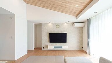 アキュラホーム(AQ Group)の施工事例「家族の成長に寄り添う、光と収納に満ちた快適な平屋スタイル」の画像1