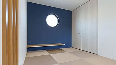 【アキュラホーム 春日部展示場】@ララガーデン春日部そば 土間・中庭のあるモデルハウスの施工事例「家族の成長に寄り添う、光と収納に満ちた快適な平屋スタイル」の画像3
