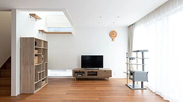 【AQURA HOME PLAZA仙台店】の施工事例「ひとも猫も快適な動線。デザイン性と遊び心を両立した住まい」の画像