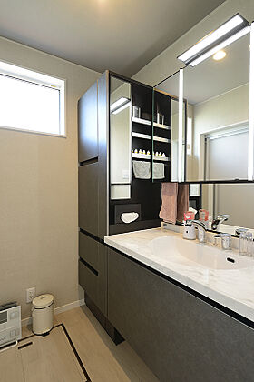 鈴木工務店の施工事例「暮らしをとことん楽しむ家」の画像9