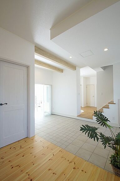 HaScasa(ハスカーサ)・ポラスグループの施工事例「アースカラーが際立つ遊び心溢れる家【欧風モダン】」の画像5
