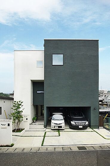 HaScasa(ハスカーサ)・ポラスグループの施工事例「贅沢ガレージの家【モダン】」の画像