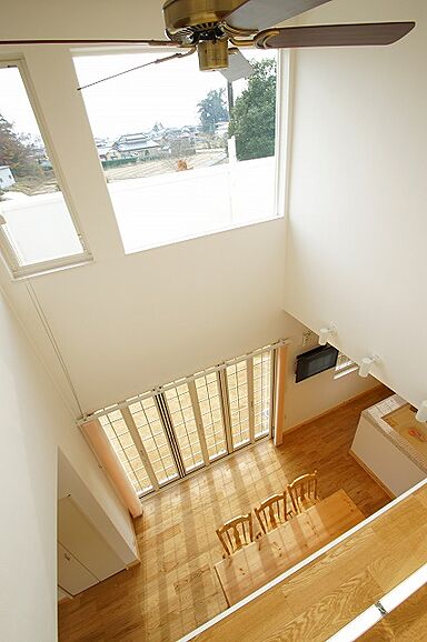 HaScasa(ハスカーサ)・ポラスグループの施工事例「無垢に囲まれた家族団欒の家【南欧風】」の画像5
