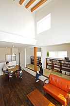 木の家スタイルのリビング HaScasa(ハスカーサ)・ポラスグループの事例画像