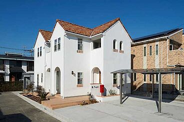 HaScasa(ハスカーサ)・ポラスグループの施工事例「街並みの家【南欧風】」の画像