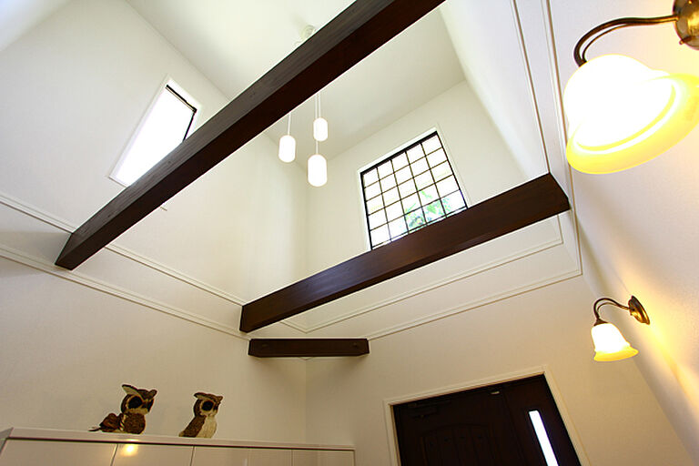 株式会社ビーバーハウス注文住宅レストの公式画像_玄関2