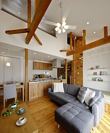 LOHAS studio の新築【LOHASTA home】の施工事例「ロフト付き平屋の家。ママ憧れのキッチンやオーダーメイド家具も魅力」の画像