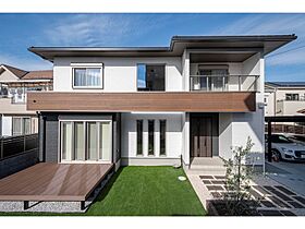 タマホーム株式会社 仙台支店の施工事例「キッチンや階段も素材にこだわった上質感が際立つスタイリッシュな家」のメイン画像