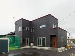 株式会社八幡 青梅店の施工事例「自由設計や標準仕様の充実に納得。冬も快適なぬくもりにあふれた家」の画像