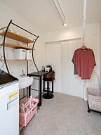 シンプルモダンスタイルの洗面所 タマホーム株式会社 仙台南店の事例画像