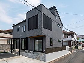 タマホーム株式会社 仙台支店の施工事例「空とつながるバルコニーが自慢。回遊動線で家事ラク&子育ての家」のメイン画像