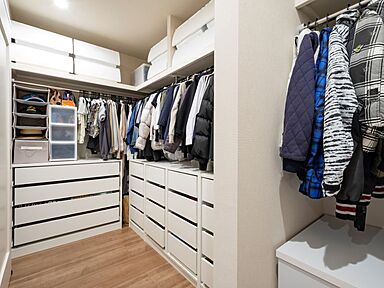 タマホーム株式会社 仙台支店の施工事例「収納や家事動線に特にこだわった、夏も冬も快適に暮らせる二世帯住宅」の画像5