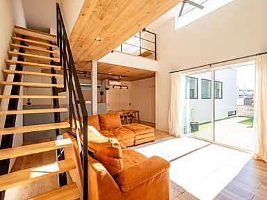 タマホーム株式会社 仙台支店の施工事例「普遍的な美しさを追求したシンプルモダンな平屋の住まい」の画像5