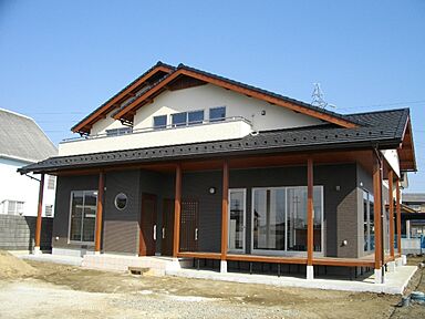 株式会社クワケンの施工事例「”和”と”洋”調和の家」の画像