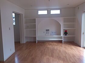 株式会社クワケンの施工事例「アンティークイメージのセンス光るお住まい」の画像3