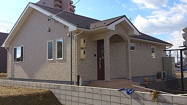 株式会社クワケンの施工事例「大人気セルコフラット(平屋)の家」の画像