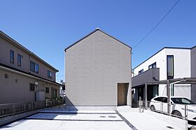 株式会社トスコの施工事例「暮らしが広がるロフトのある家」の画像1
