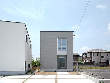 株式会社トスコの施工事例「太陽光で発電できるエコな家」の画像