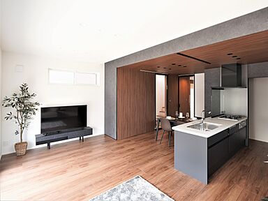 株式会社トスコの施工事例「都心で叶う贅沢なプライベートバルコニーのある家」の画像4