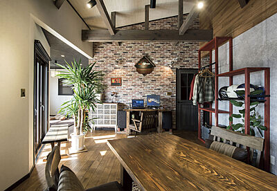 カフェスタイルのリビング 株式会社リバティーホームの事例画像