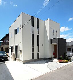 株式会社リバティーホームの施工事例「スッキリとした 外観のシンプルモダン住宅」の画像