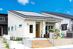 セキスイハイム 三軒屋パルフェ展示場の施工事例「平屋建て 青空に映える平屋住宅」の画像