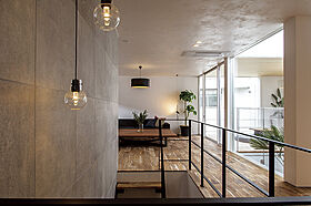 ハウスクラフト株式会社 【オンライン接客対応店】の施工事例「【北向きなのに明るい】大きな空と繋がる、五感を満たす家」の画像1