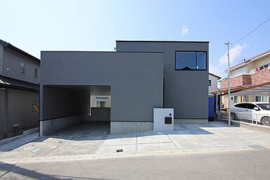 ハウスクラフト株式会社 【オンライン接客対応店】の施工事例「【二階リビング×外の暮らし】上質な空間を味わう、ホテルライクな家」の画像5