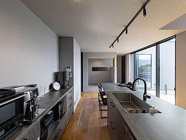 ハウスクラフト株式会社 【オンライン接客対応店】の施工事例「【猫と暮らす平屋】3つの趣味スペースのある家」の画像