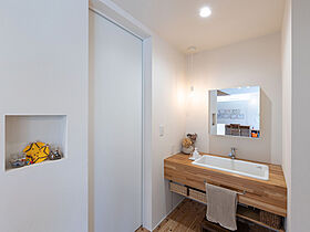 ハウスクラフト株式会社 【オンライン接客対応店】の施工事例「【30坪の平屋】家族が集う土間リビングのある平屋」の画像7