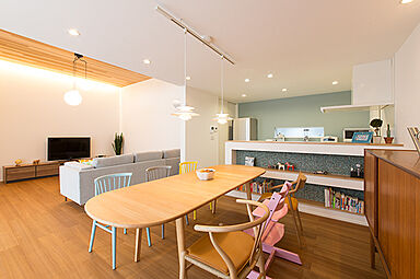 山陰の暮らしをもっと楽しく、快適に。|アート建工の施工事例「家族がひとつになれるオープンな空間~木張り天井の木質感あふれる平屋住宅。」の画像2