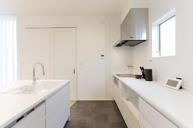 山陰の暮らしをもっと楽しく、快適に。|アート建工の公式画像_キッチン7