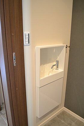 ハウスエナジー株式会社の施工事例「『住んだ後も快適』省エネにも特化した未来基準のかっこいい住宅」の画像4