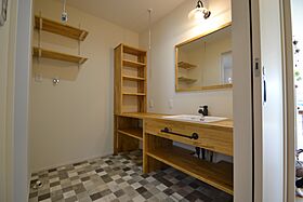 ハウスエナジー株式会社の施工事例「『ぬりかべのお家』内外2重断熱のゼロエネルギー住宅」の画像4