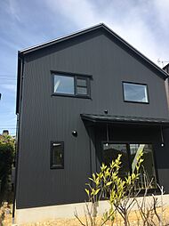 ハウスエナジー株式会社の施工事例「木香るガルバニウムのお家」の画像