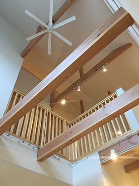 ハウスエナジー株式会社の施工事例「木香るガルバニウムのお家」の画像2