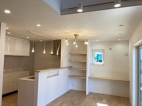 ハウスエナジー株式会社の施工事例「塗り壁のかわいいお家」の画像1