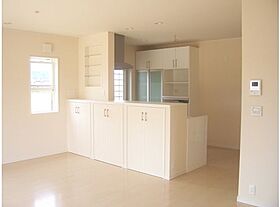 株式会社フジサワ建設の施工事例「外観から内装までこだわった純白の家」の画像1